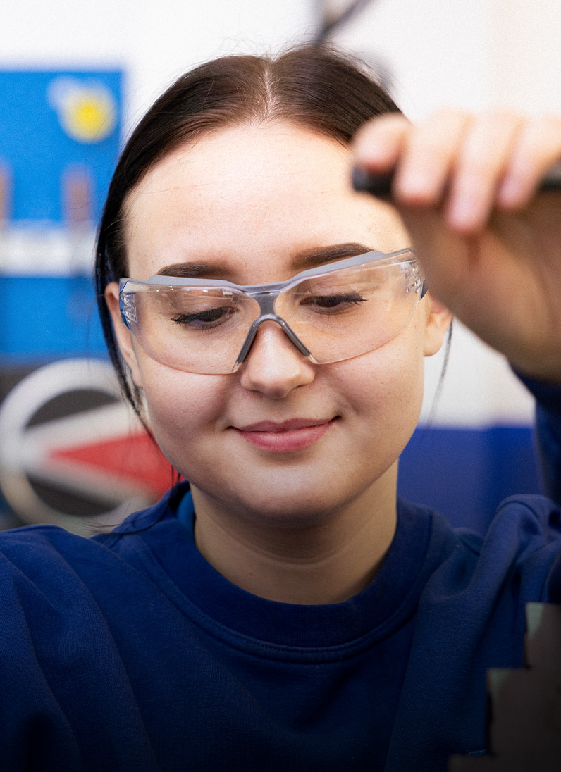 pfeifer-und-langen-jobs-arbeiten-in-lage-mobile-2x
